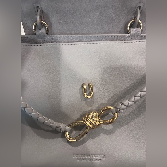 Ciao Ciao - Gray Leather Top-Handle Bag with Braided Accent - Size SM - Picture 3 of 10